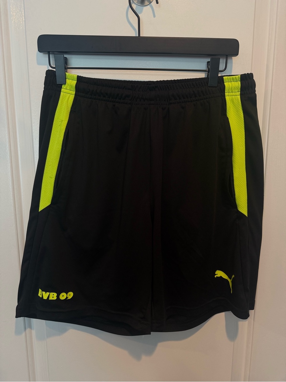Borussia dortmund puma shorts.